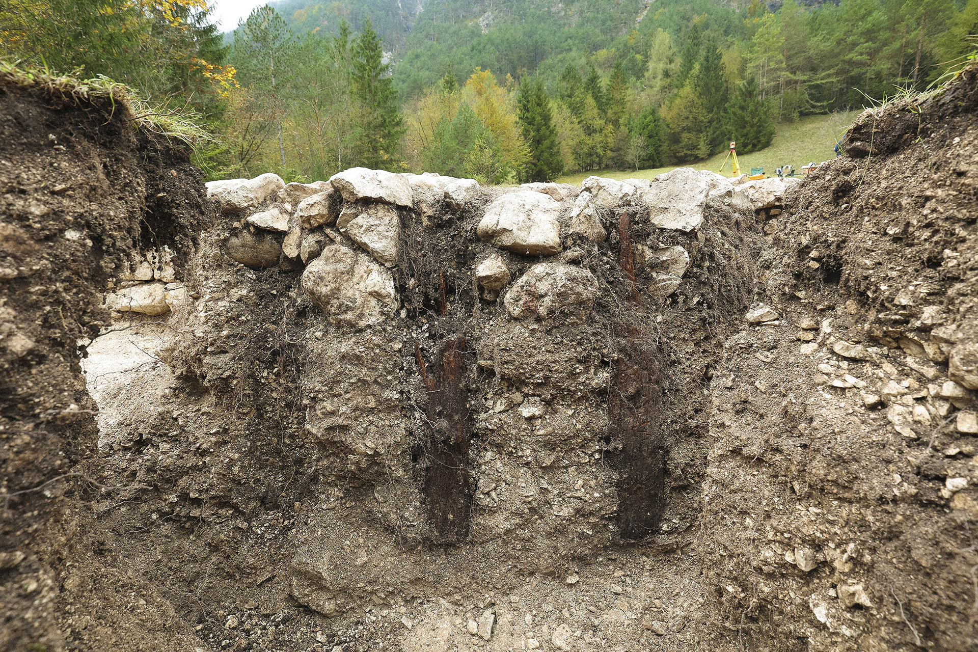 View of the front part of the mihrab foundations, 14 October 2024, photo by Marko Pečovnik – Avgusta, d. o. o.